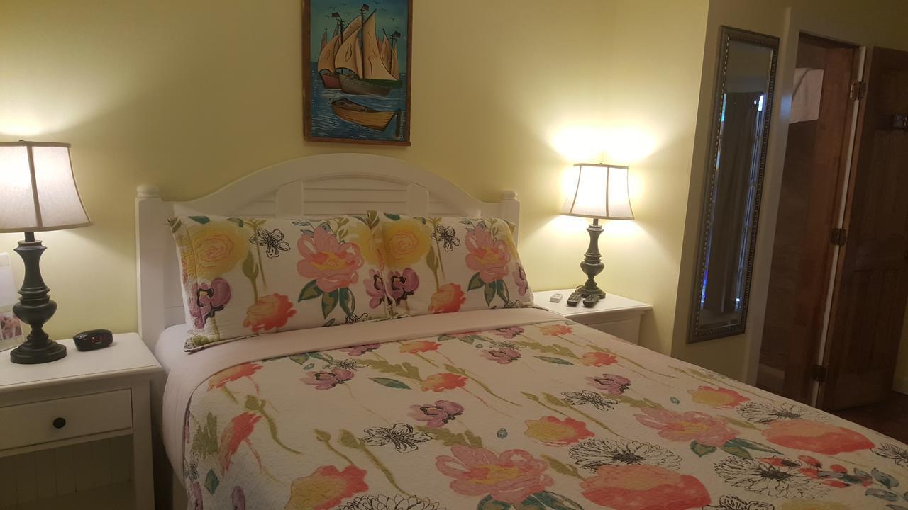 Courtney'S Place Historic Cottages & Inns Key West Exterior foto